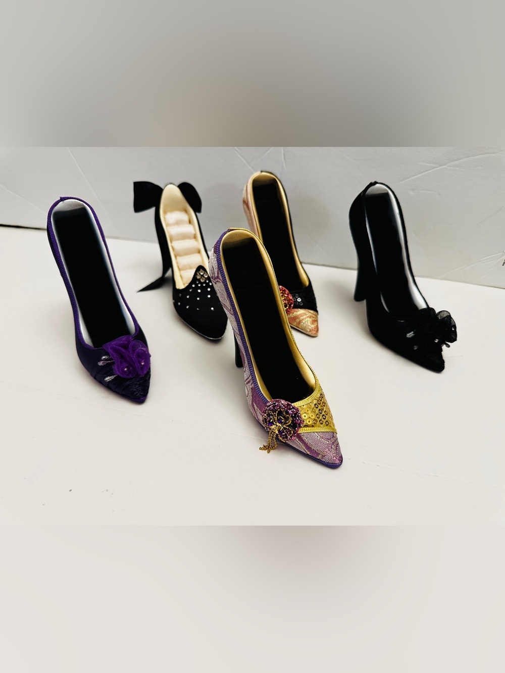 High heels set of (5) ring displays*Jewlery Display*EUC